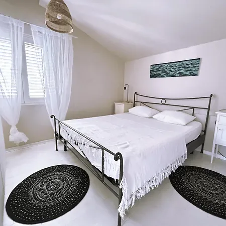 Iva Apartman Komiža