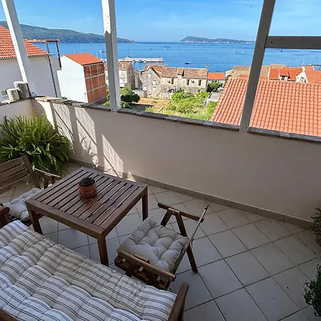 Iva Apartman Komiža